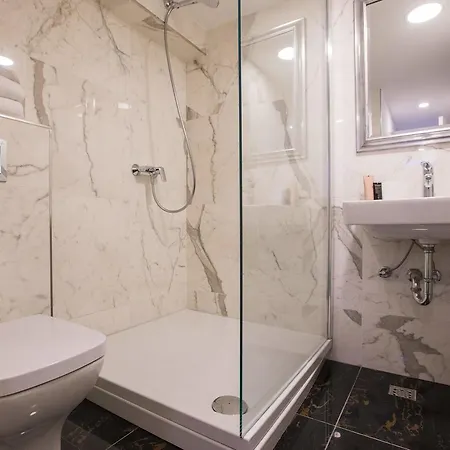 Soleil Luxury Old Town 4*