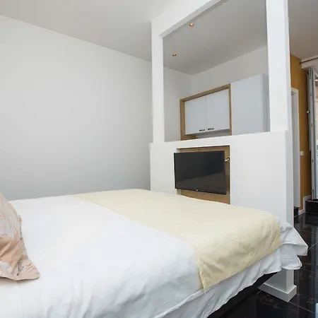 Soleil Luxury Old Town 4*