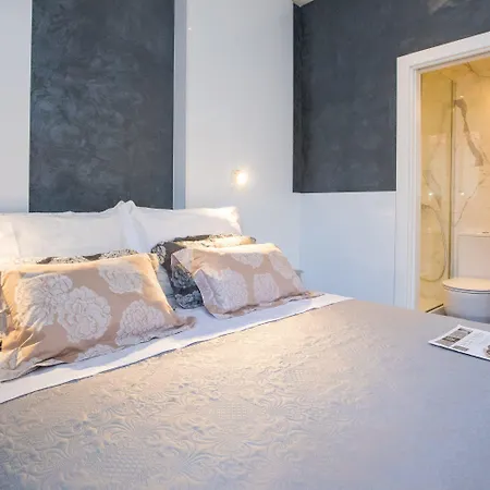 Soleil Luxury Old Town בית הארחה