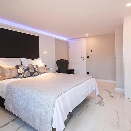 Soleil Luxury Old Town 4*